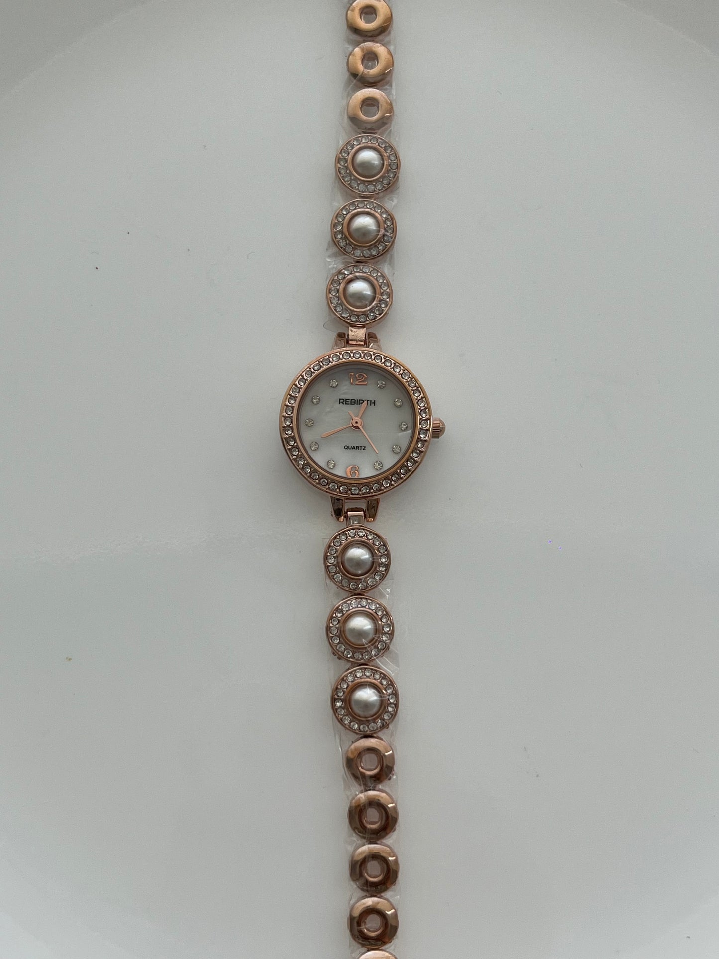 Rose Gold Round face Watch